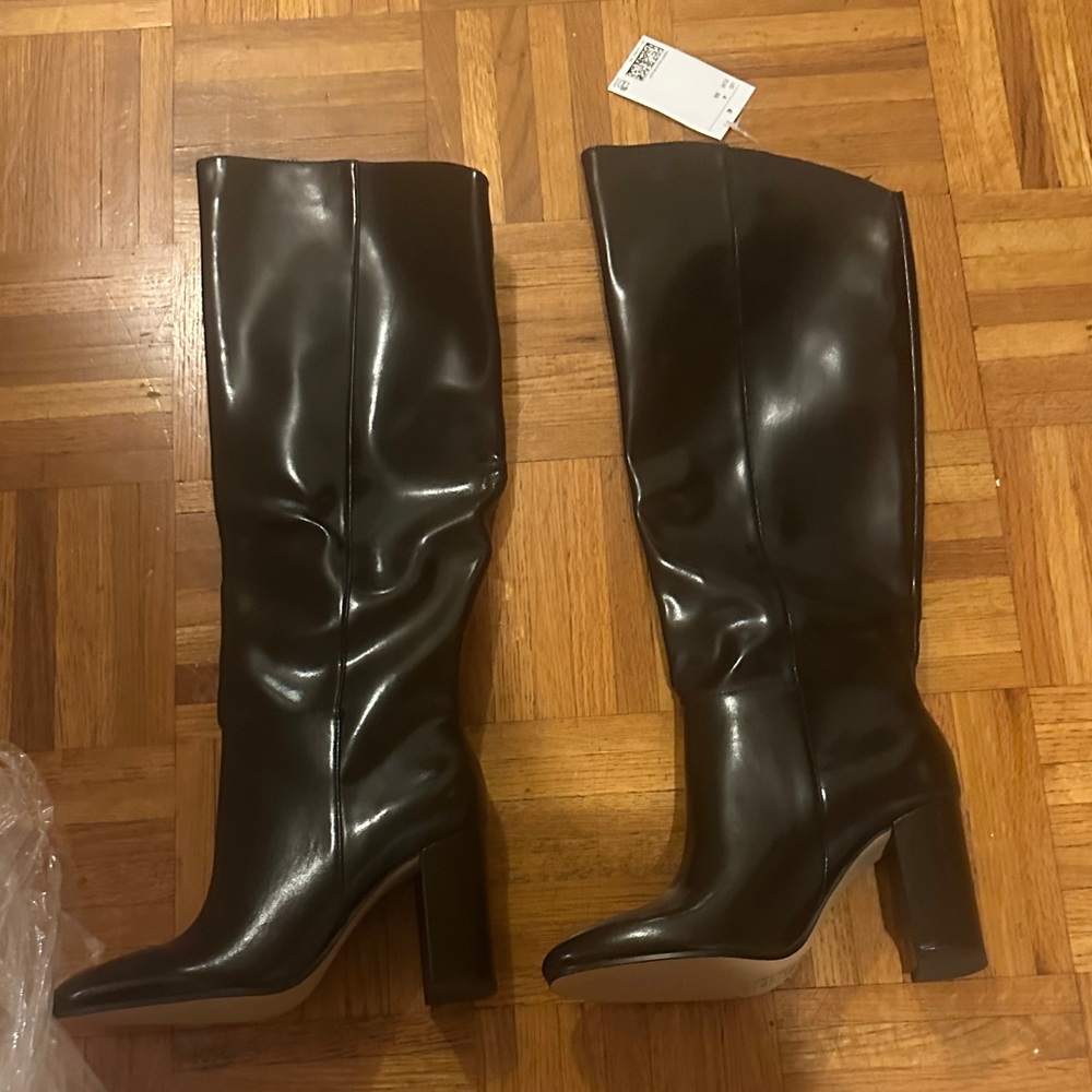H&M Tall Sleek Black Chunky Heeled Boots